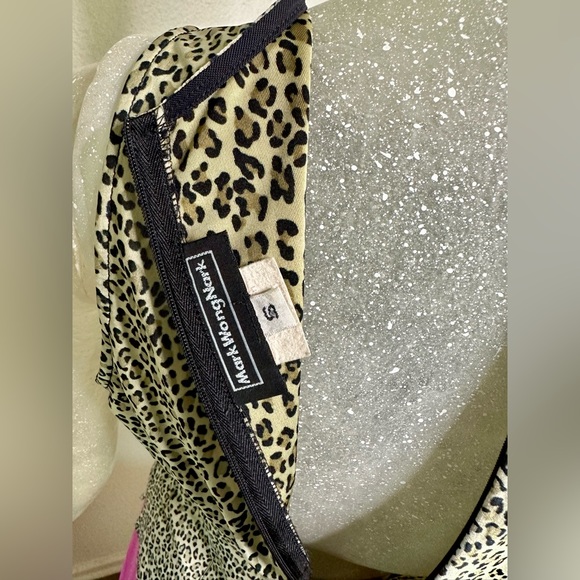 Mark Wong Nark Women’s Sleeveless Leopard Print Top. Size Small - Picture 13 of 16